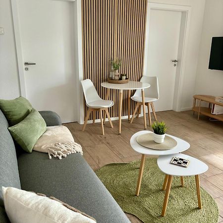 Home & Apart - Apartment Im Herzen Von Kreyenbrueck - Apartment 1 Oldenbourg Extérieur photo