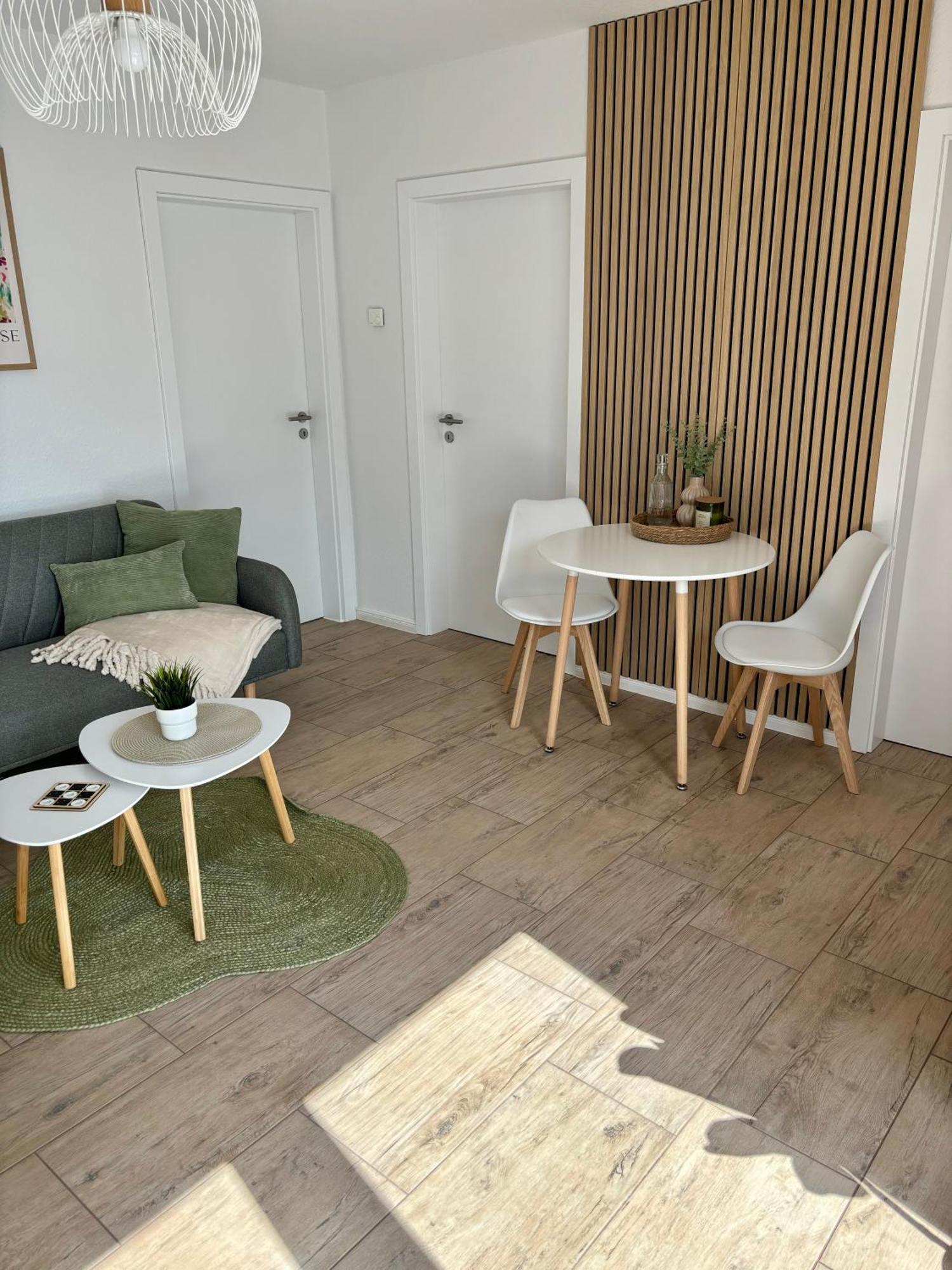 Home & Apart - Apartment Im Herzen Von Kreyenbrueck - Apartment 1 Oldenbourg Extérieur photo